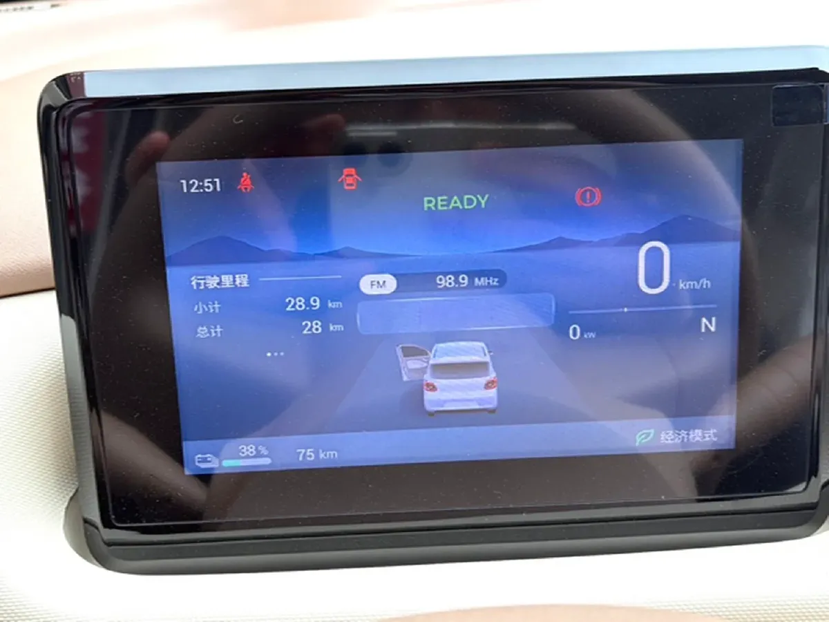 2025 WuLing HongGuang MINI EV BEV 16.2KWH,autocango,china used car exporter,china ev exporter,chinese used car exporter,chinese used ev exporter