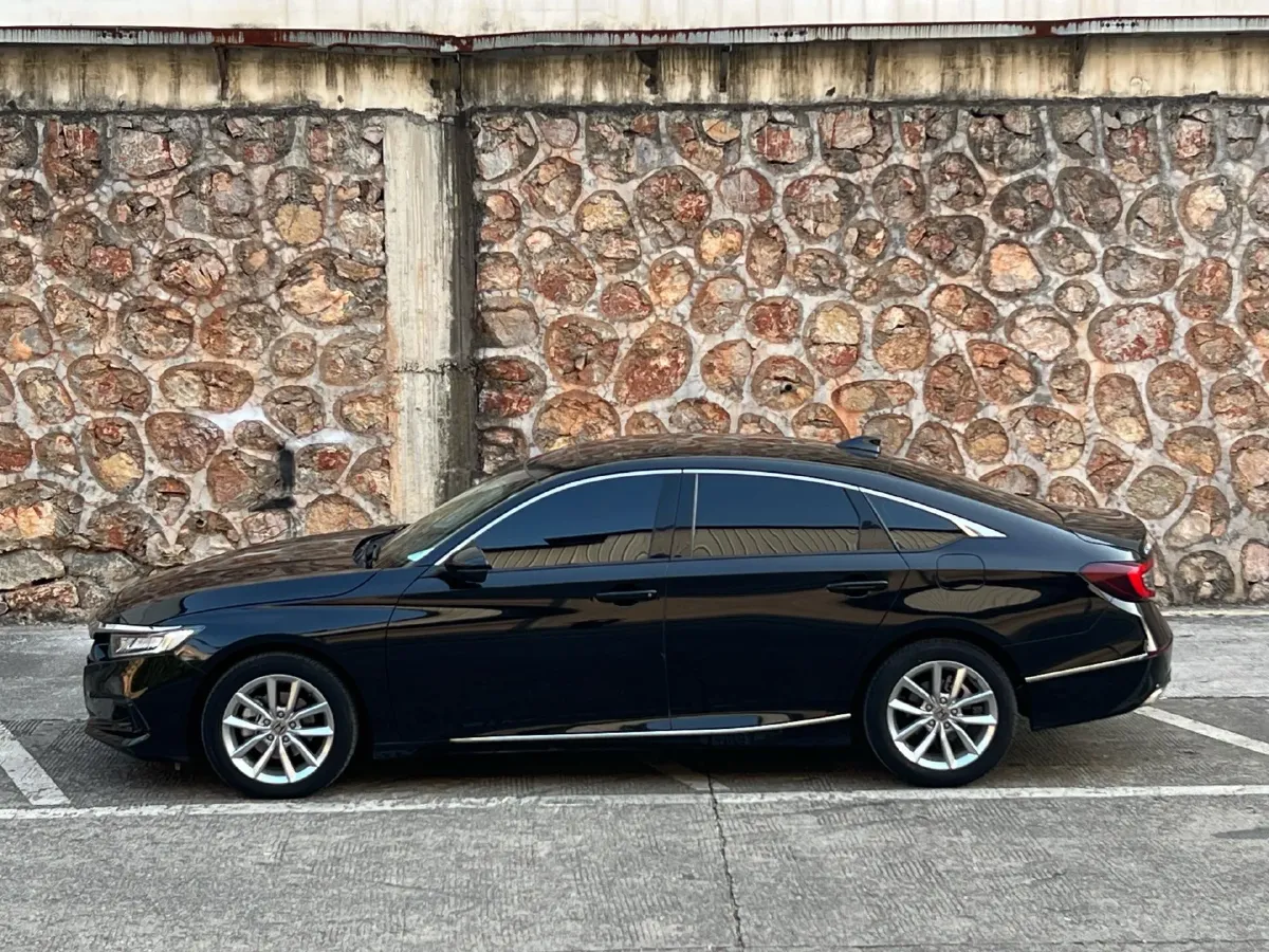 2022 Honda Accord 1.5T 194HP L4 CVT,autocango,china used car exporter,china ev exporter,chinese used car exporter,chinese used ev exporter