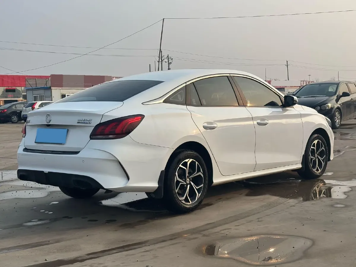 2023 MG 5 1.5L 129HP L4 5MT,autocango,china used car exporter,china ev exporter,chinese used car exporter,chinese used ev exporter
