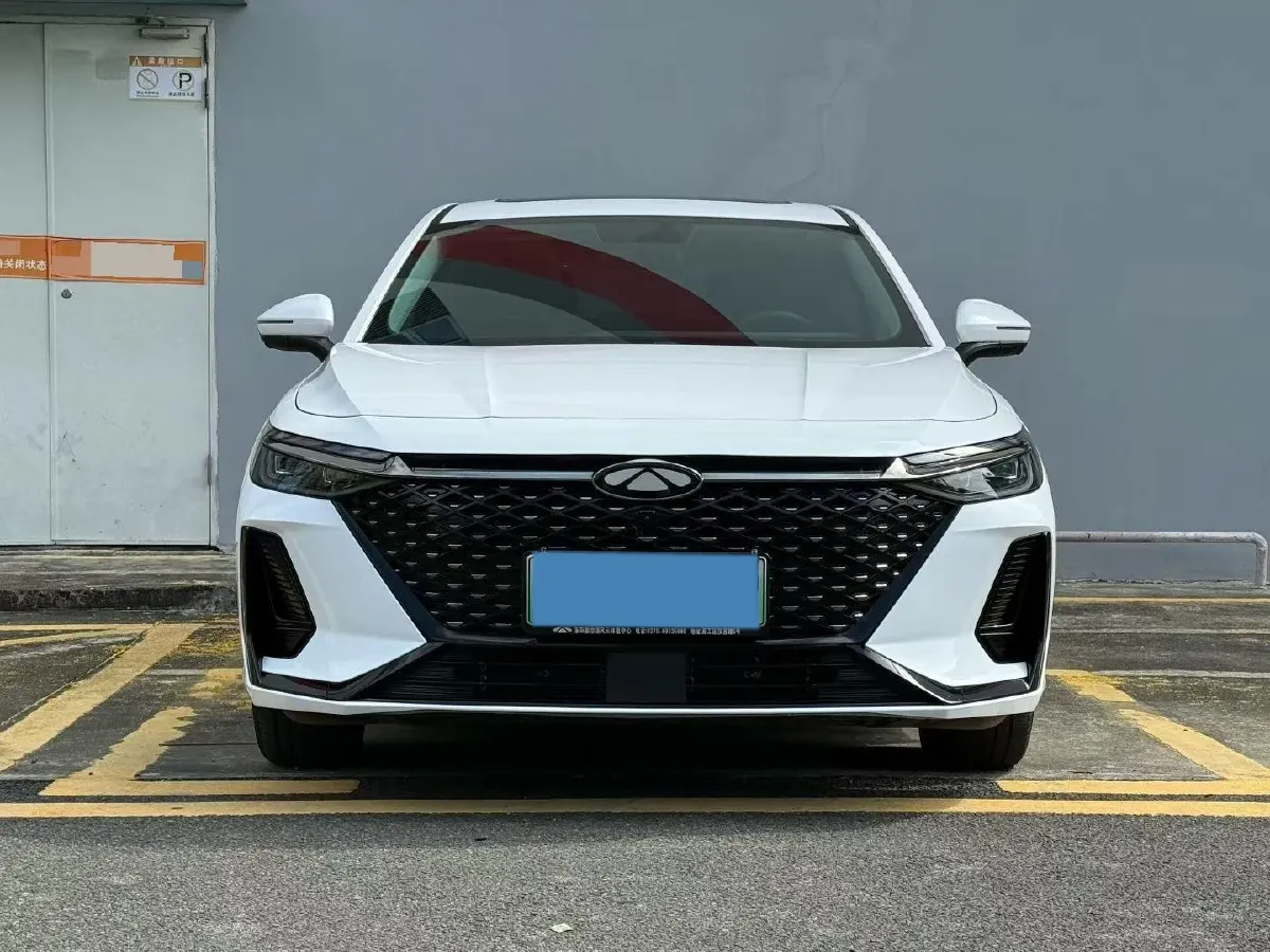 2024 Fulwin FulwinA8 1.5T 156HP L4 1DHT PHEV 18.3KWH,autocango,china used car exporter,china ev exporter,chinese used car exporter,chinese used ev exporter