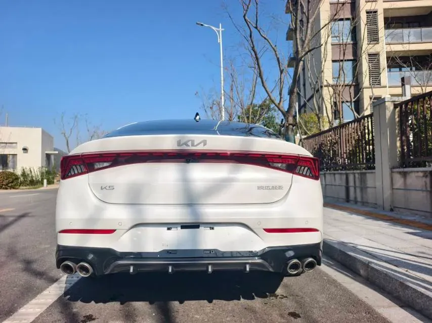 2025 Kia K5 2.0T 240HP L4 8AT,autocango,china used car exporter,china ev exporter,chinese used car exporter,chinese used ev exporter