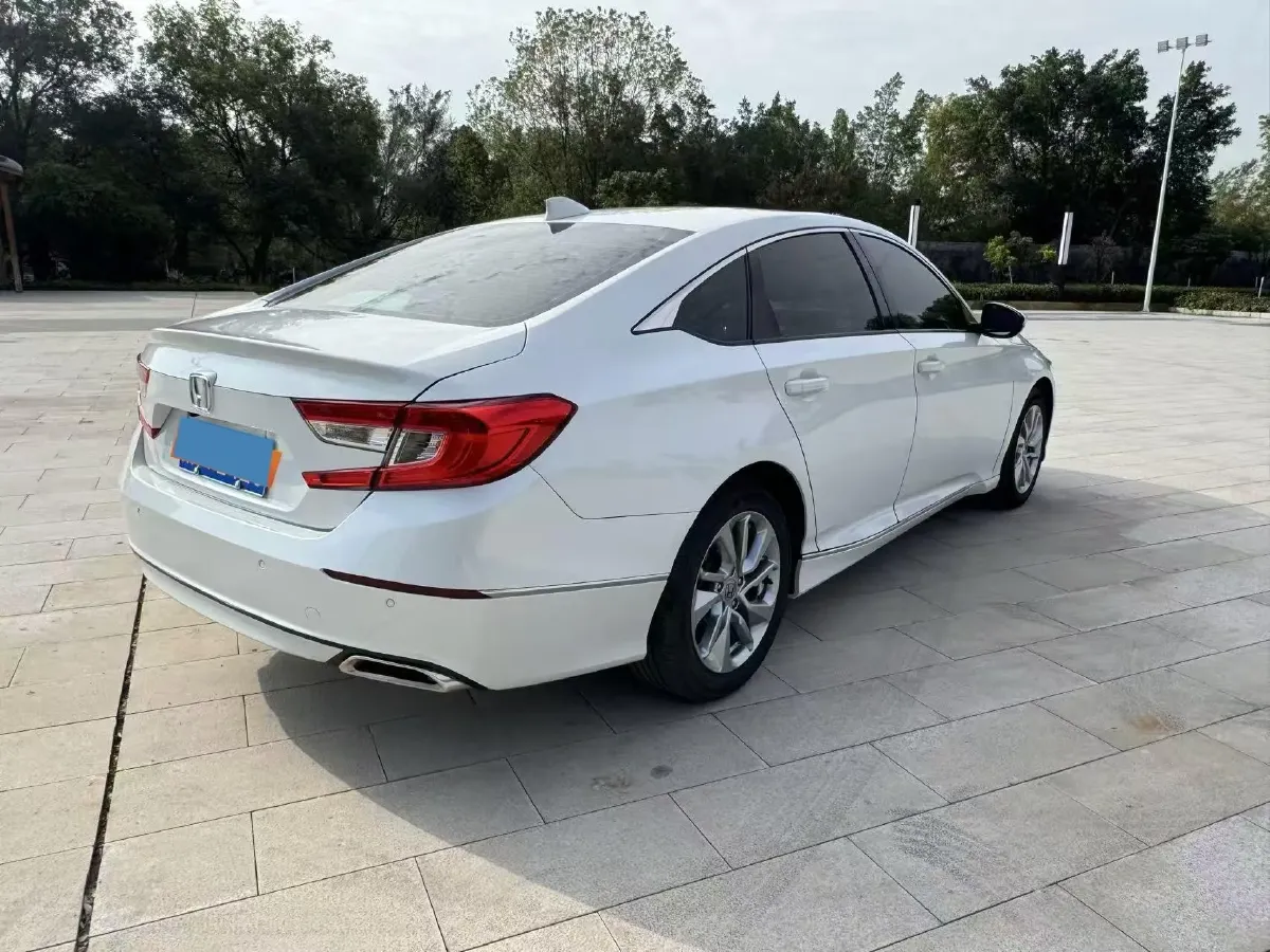 2021 Honda Accord 1.5T 194HP L4 CVT,autocango,china used car exporter,china ev exporter,chinese used car exporter,chinese used ev exporter