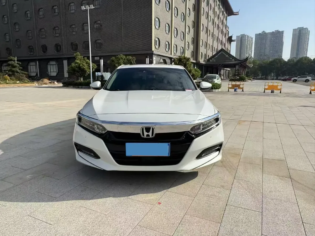 2021 Honda Accord 1.5T 194HP L4 CVT,autocango,china used car exporter,china ev exporter,chinese used car exporter,chinese used ev exporter