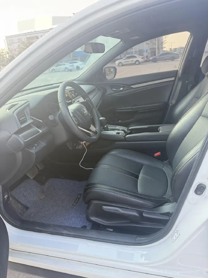2021 Honda Civic 1.5T 177HP L4 CVT,autocango,china used car exporter,china ev exporter,chinese used car exporter,chinese used ev exporter