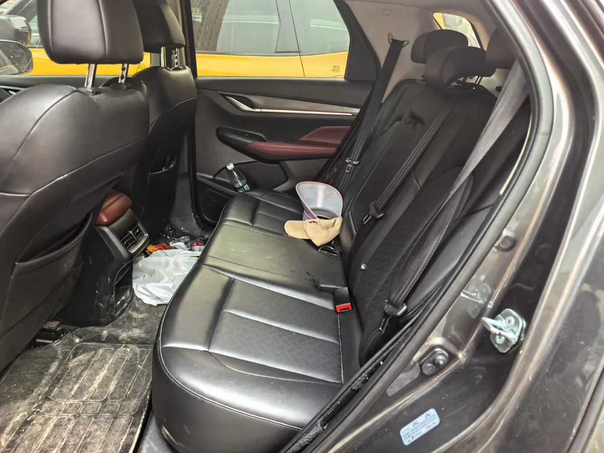 2022 ChangAn Oshan X7 Plus 1.5T 188HP L4 7DCT,autocango,china used car exporter,china ev exporter,chinese used car exporter,chinese used ev exporter