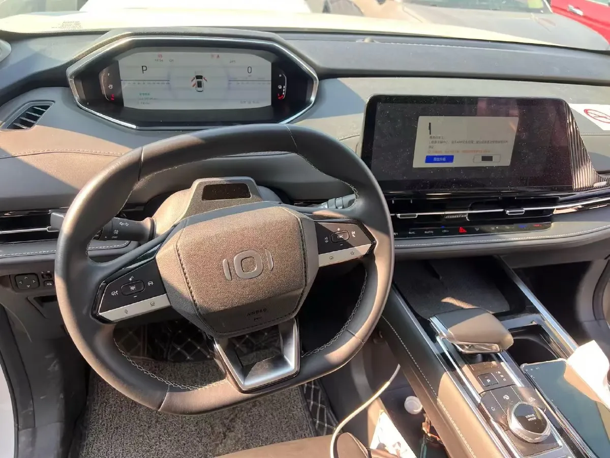 2023 Venucia VX6 BEV 62KWH,autocango,china used car exporter,china ev exporter,chinese used car exporter,chinese used ev exporter