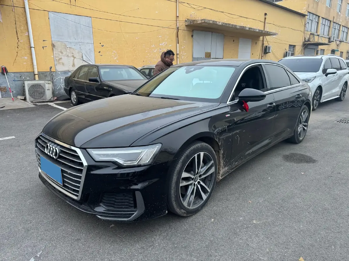 2020 Audi A6L 2.0T 190HP L4 7DCT