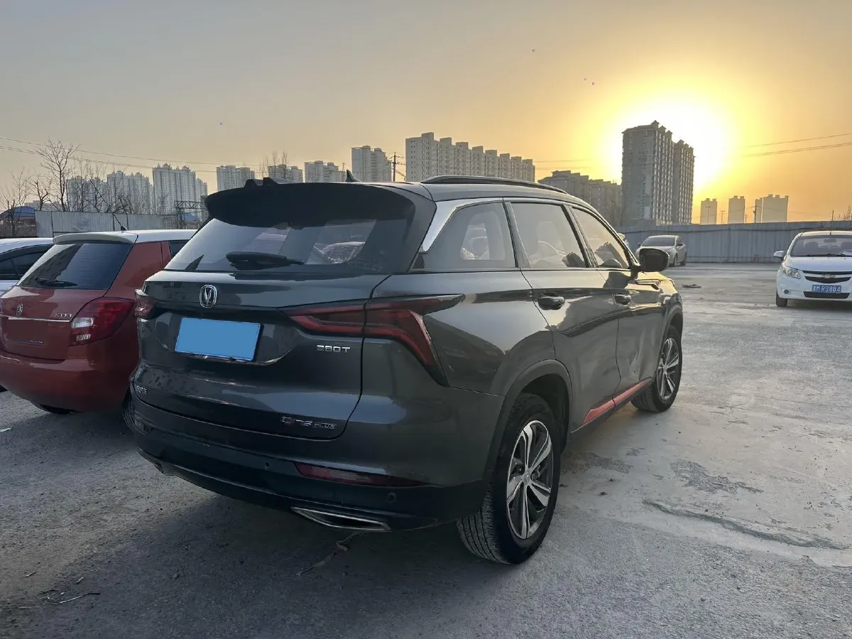 2020 ChangAn CS75 Plus 1.5T 178HP L4 6AT,autocango,china used car exporter,china ev exporter,chinese used car exporter,chinese used ev exporter