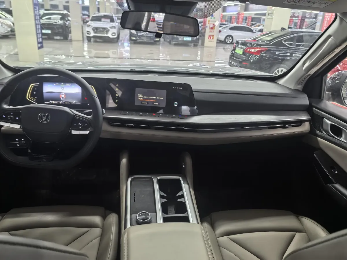 2024 ChangAn Hunter 2.0T 190HP L4 REEV 31.18KWH,autocango,china used car exporter,china ev exporter,chinese used car exporter,chinese used ev exporter