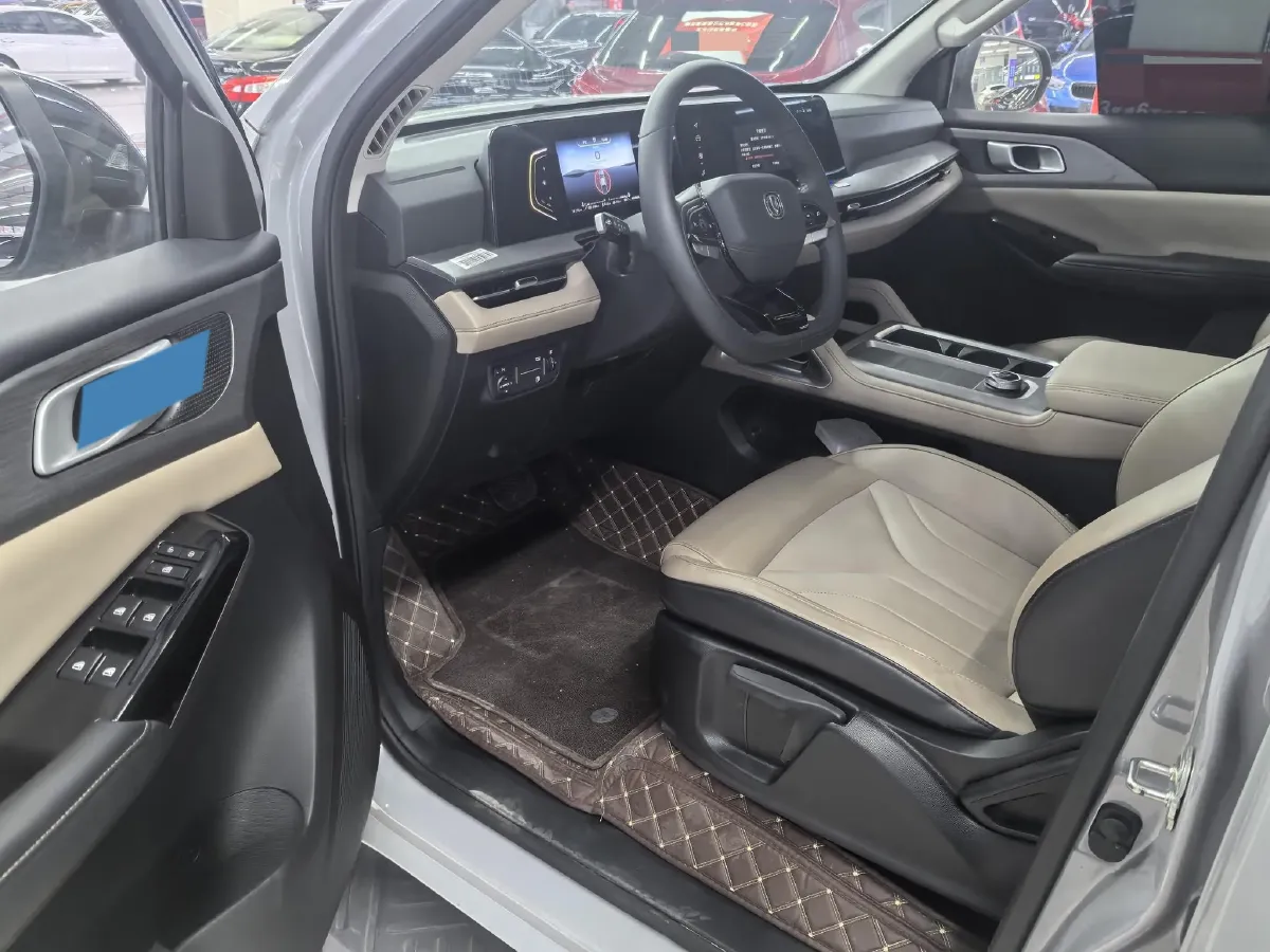 2024 ChangAn Hunter 2.0T 190HP L4 REEV 31.18KWH,autocango,china used car exporter,china ev exporter,chinese used car exporter,chinese used ev exporter