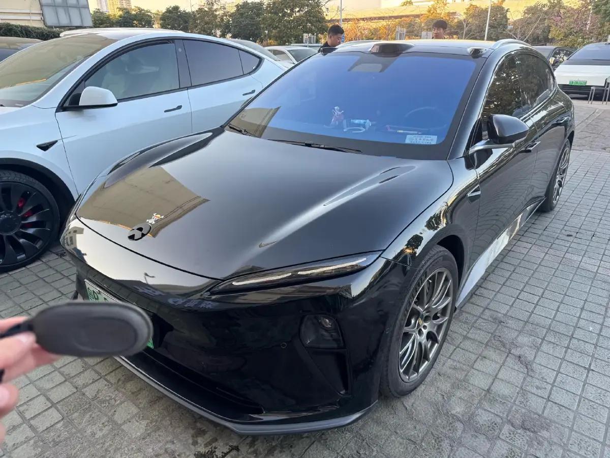 2023 NIO ET5T BEV 75KWH