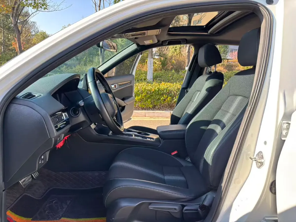 2022 Honda Civic 1.5T 182HP L4 CVT,autocango,china used car exporter,china ev exporter,chinese used car exporter,chinese used ev exporter