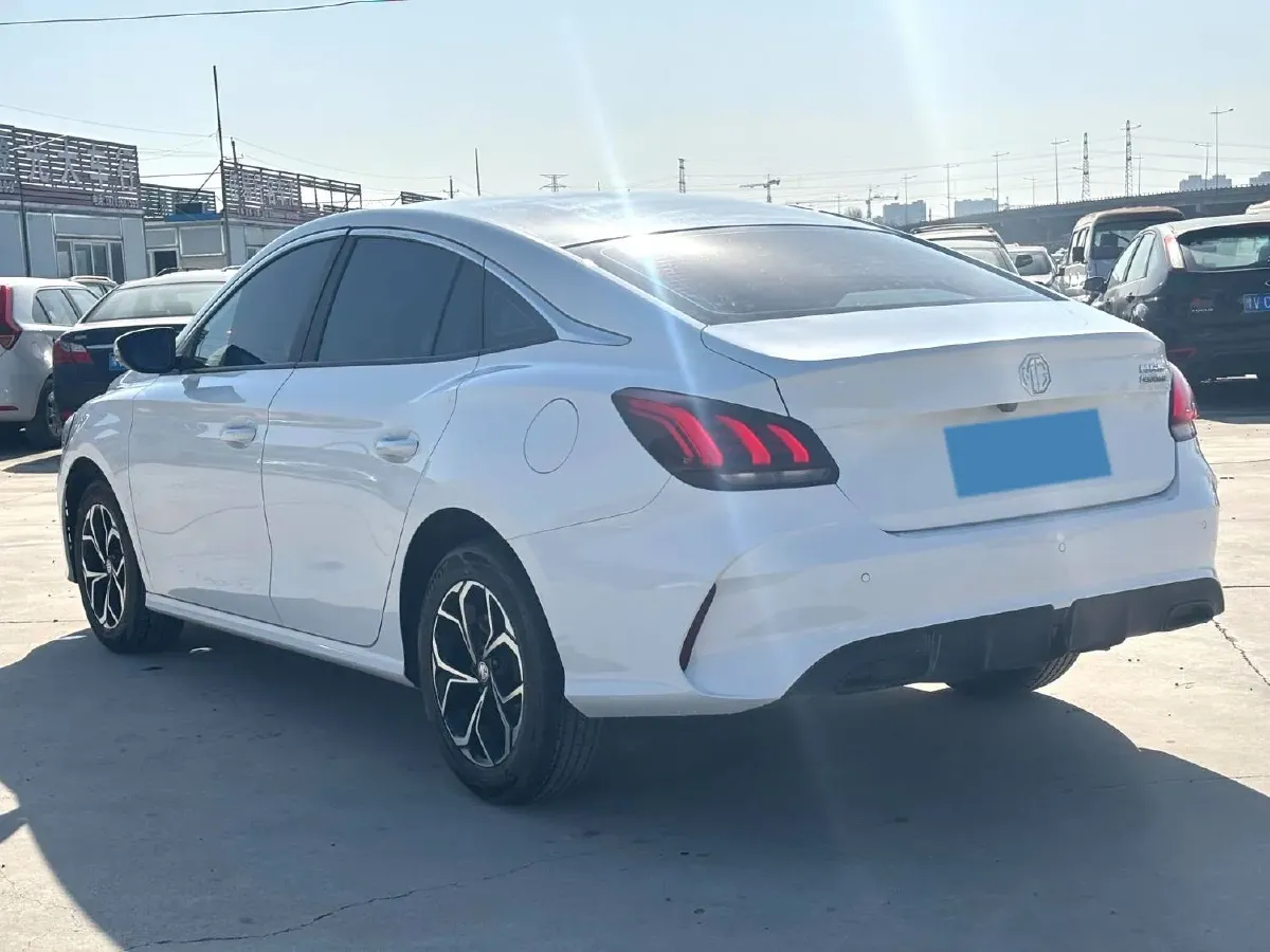 2023 MG 5 1.5L 129HP L4 5MT,autocango,china used car exporter,china ev exporter,chinese used car exporter,chinese used ev exporter