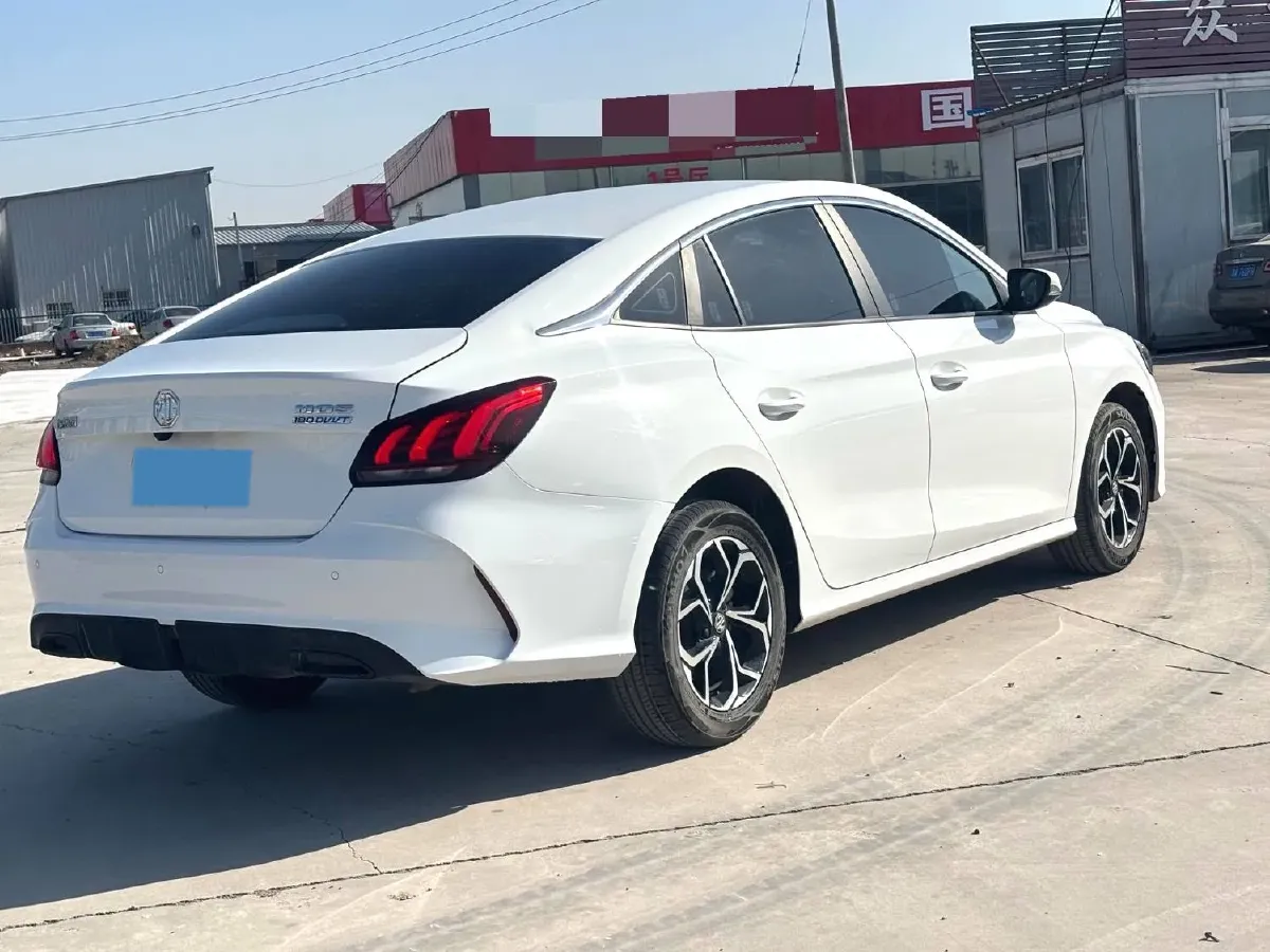 2023 MG 5 1.5L 129HP L4 5MT,autocango,china used car exporter,china ev exporter,chinese used car exporter,chinese used ev exporter