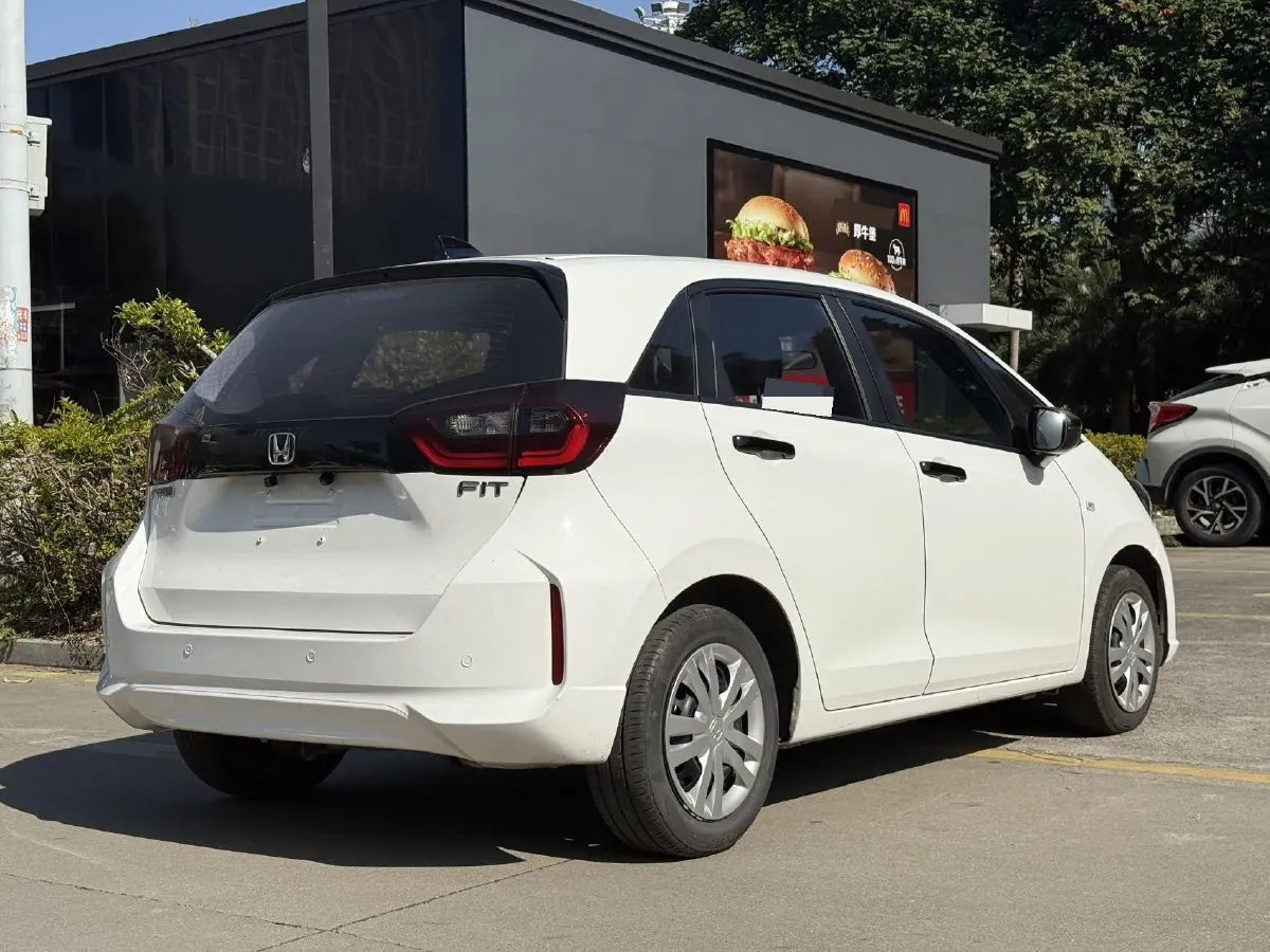 2021 Honda Fit 1.5L 131HP L4 CVT,autocango,china used car exporter,china ev exporter,chinese used car exporter,chinese used ev exporter