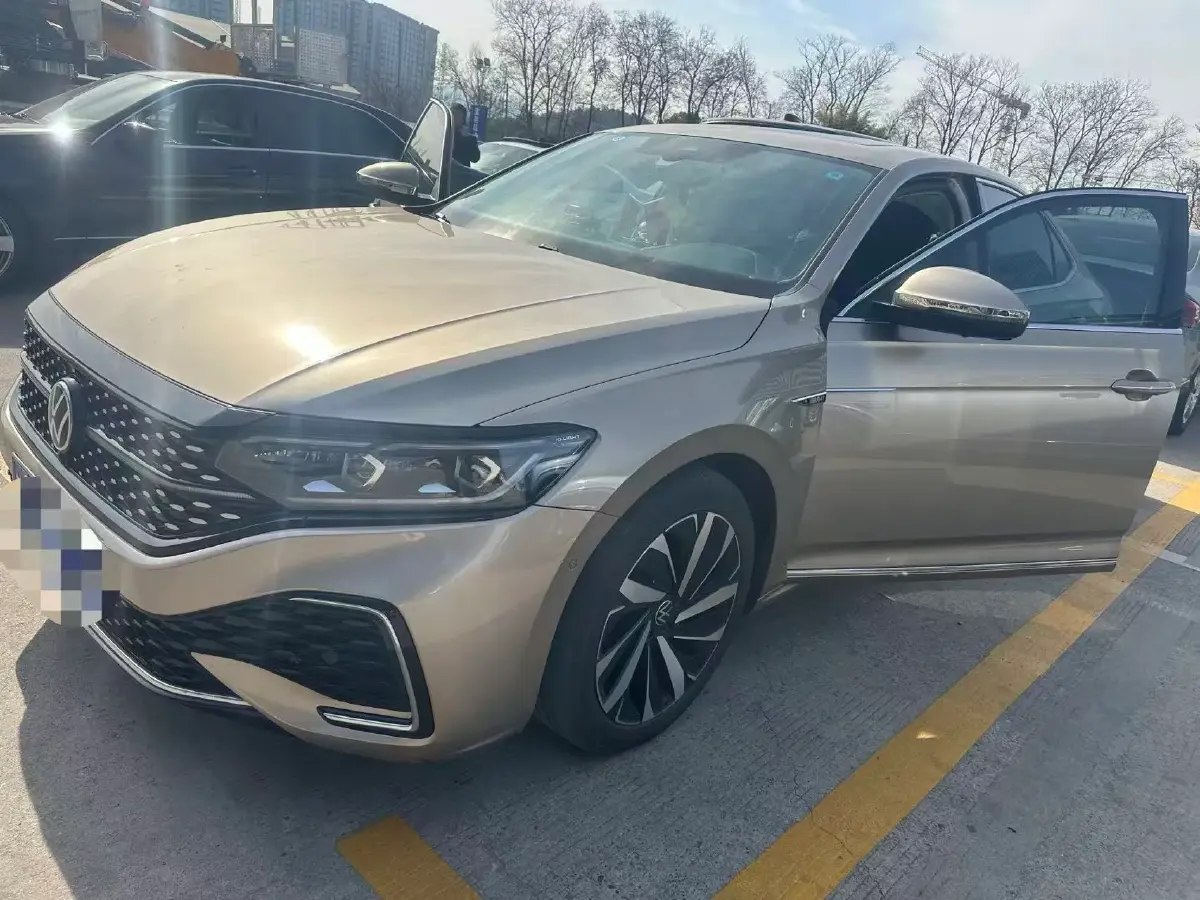 2022 Tesla Model 3 BEV 60KWH