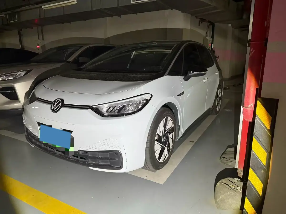 2024 Volkswagen ID.3 BEV 52.8KWH
