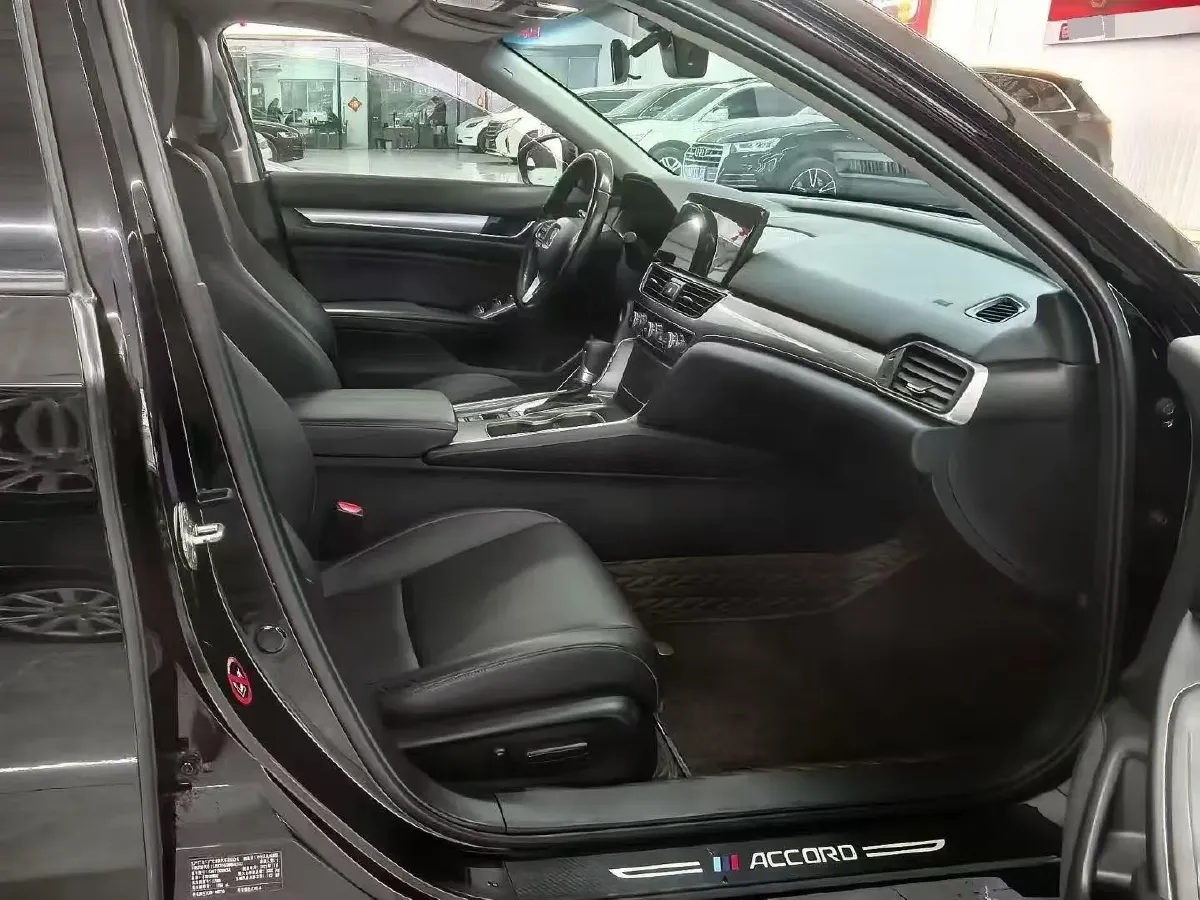2022 Honda Accord 1.5T 194HP L4 CVT,autocango,china used car exporter,china ev exporter,chinese used car exporter,chinese used ev exporter
