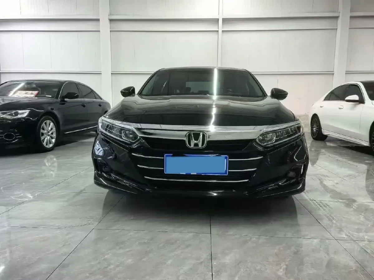 2022 Honda Accord 1.5T 194HP L4 CVT,autocango,china used car exporter,china ev exporter,chinese used car exporter,chinese used ev exporter
