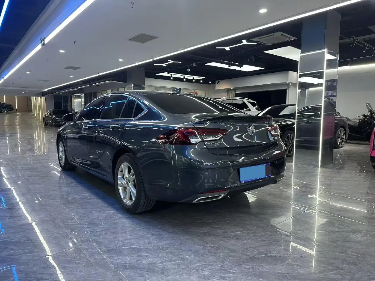 2022 Buick Regal 1.5T 169HP L4 9AT,autocango,china used car exporter,china ev exporter,chinese used car exporter,chinese used ev exporter