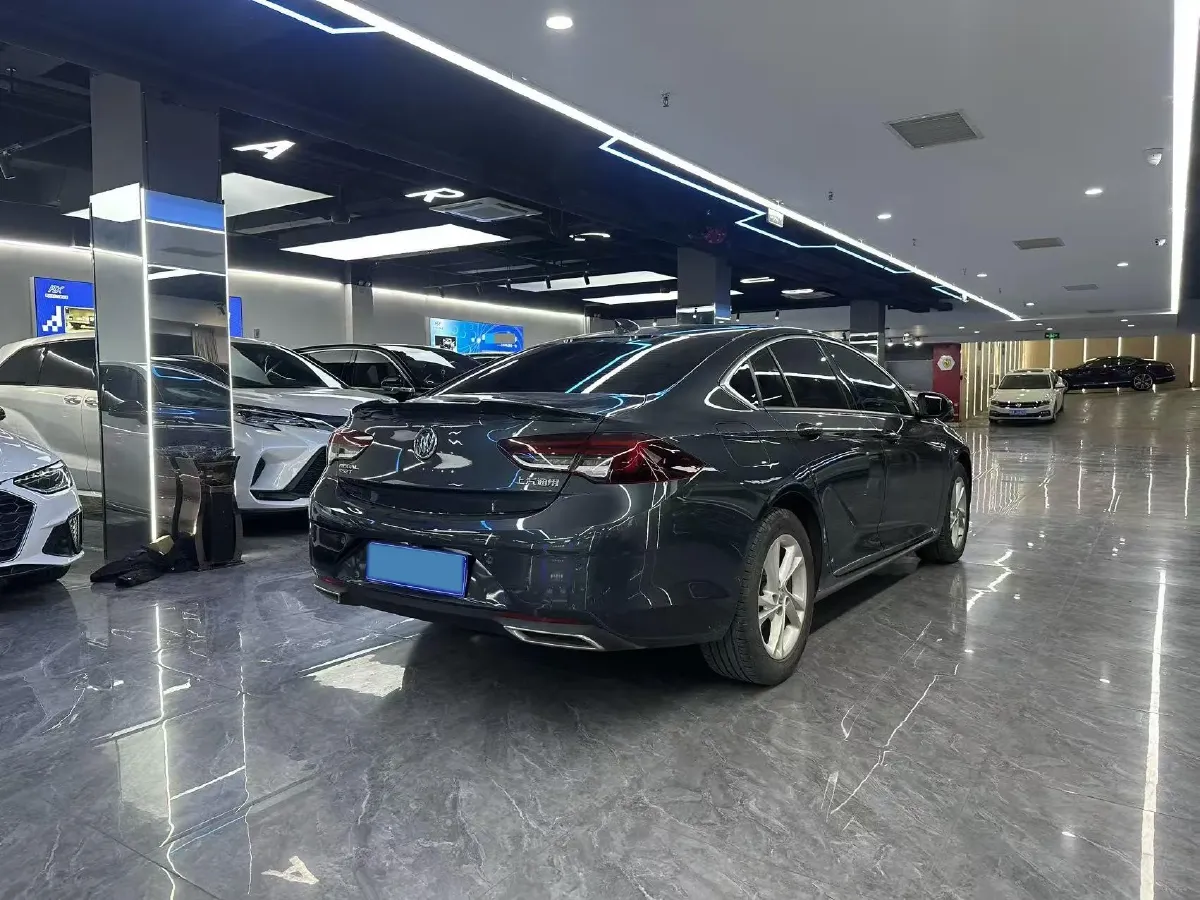 2022 Buick Regal 1.5T 169HP L4 9AT,autocango,china used car exporter,china ev exporter,chinese used car exporter,chinese used ev exporter