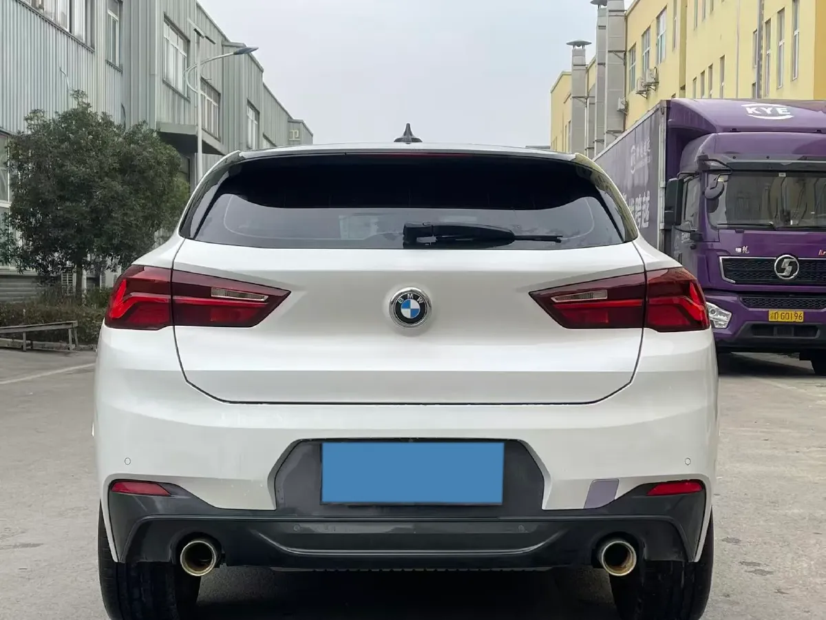 2021 BMW X2 2.0T 192HP L4 7DCT,autocango,china used car exporter,china ev exporter,chinese used car exporter,chinese used ev exporter