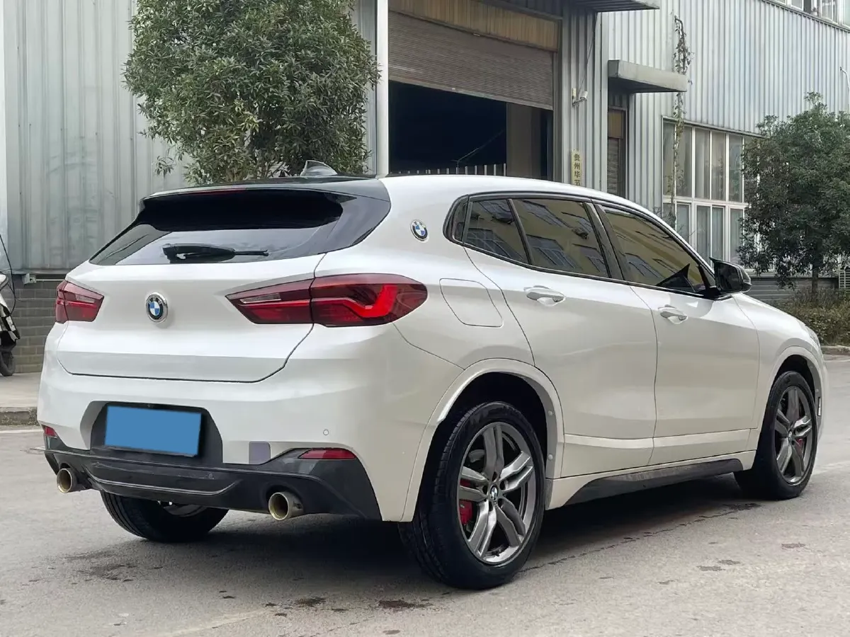 2021 BMW X2 2.0T 192HP L4 7DCT,autocango,china used car exporter,china ev exporter,chinese used car exporter,chinese used ev exporter