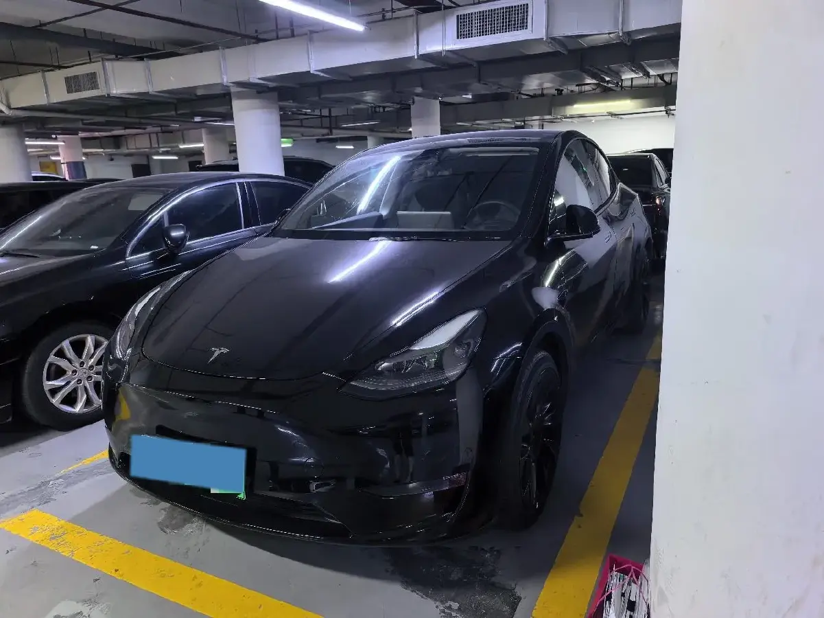 2021 Tesla Model Y BEV 60KWH