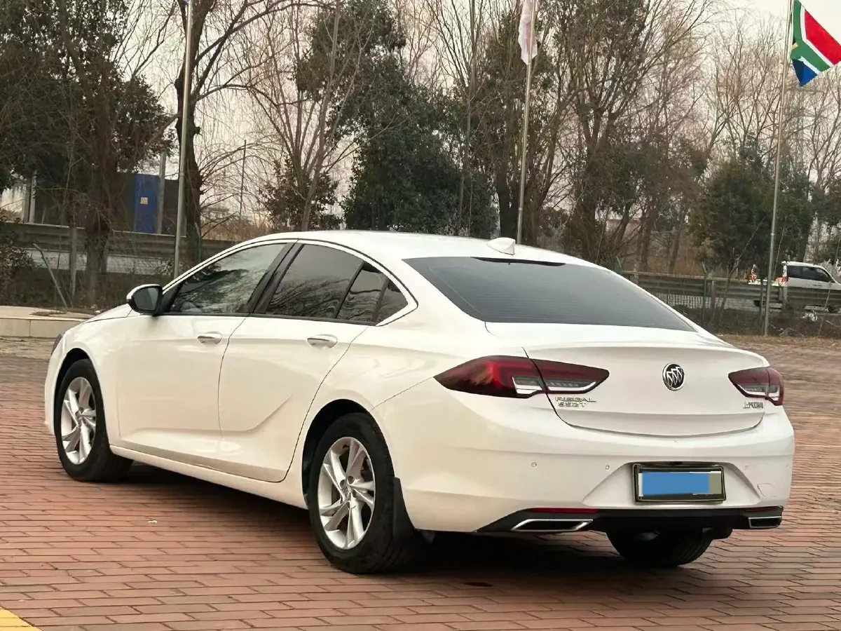 2020 Buick Regal 1.5T 169HP L4 9AT,autocango,china used car exporter,china ev exporter,chinese used car exporter,chinese used ev exporter