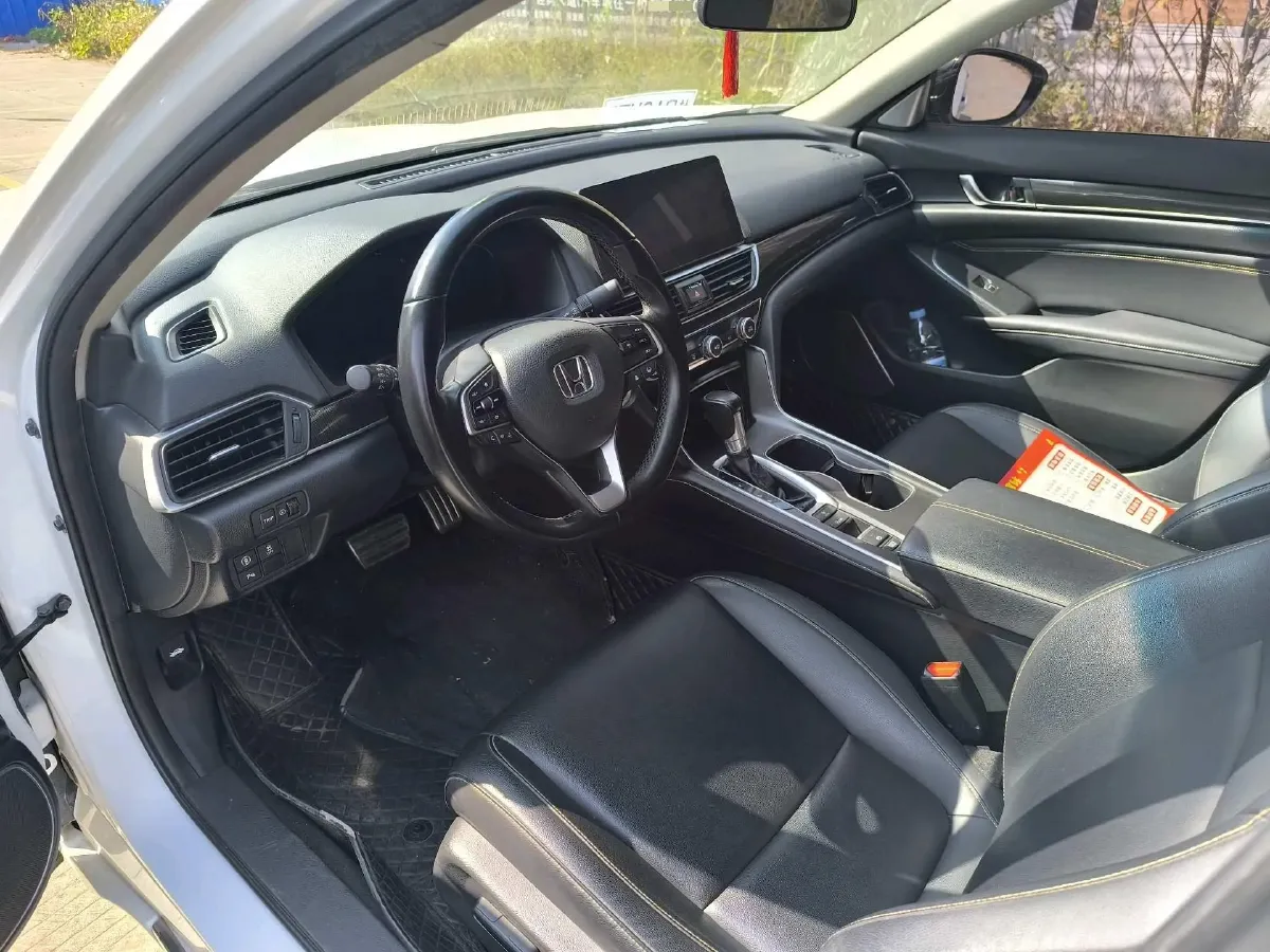 2022 Honda Accord 1.5T 194HP L4 CVT,autocango,china used car exporter,china ev exporter,chinese used car exporter,chinese used ev exporter