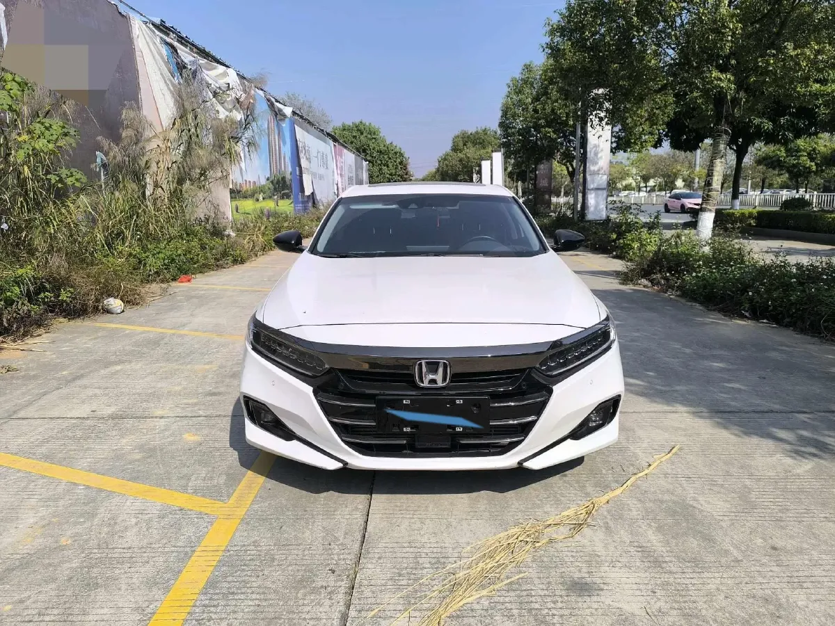 2022 Honda Accord 1.5T 194HP L4 CVT,autocango,china used car exporter,china ev exporter,chinese used car exporter,chinese used ev exporter