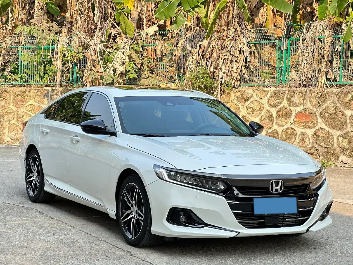 2022 Honda Accord 1.5T 194HP L4 CVT,autocango,china used car exporter,china ev exporter,chinese used car exporter,chinese used ev exporter