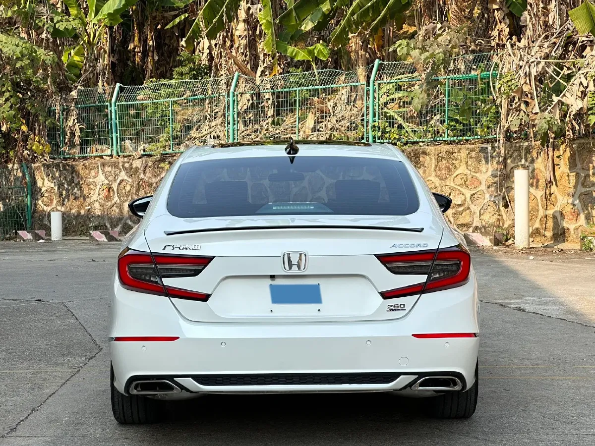 2022 Honda Accord 1.5T 194HP L4 CVT,autocango,china used car exporter,china ev exporter,chinese used car exporter,chinese used ev exporter