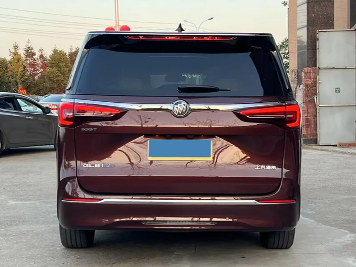 2022 Buick GL8 2.0T 237HP L4 9AT,autocango,china used car exporter,china ev exporter,chinese used car exporter,chinese used ev exporter