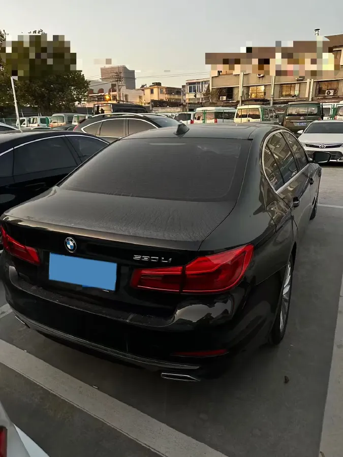 2020 BMW 5 Series 2.0T 252HP L4 8AT,autocango,china used car exporter,china ev exporter,chinese used car exporter,chinese used ev exporter