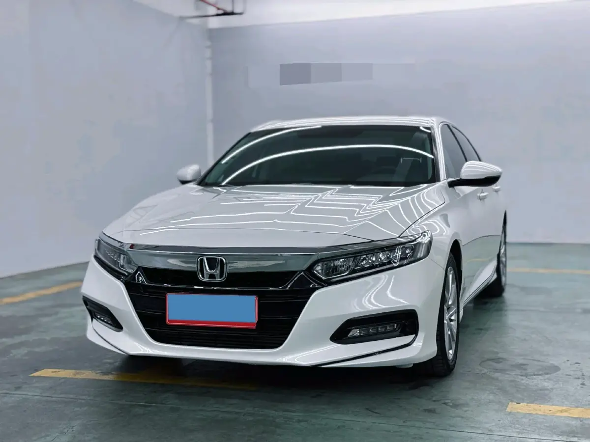 2018 Honda Accord 1.5T 194HP L4 CVT