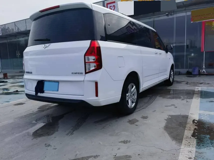 2021 WuLing ZhengChen 1.5T 147HP L4 6MT,autocango,china used car exporter,china ev exporter,chinese used car exporter,chinese used ev exporter
