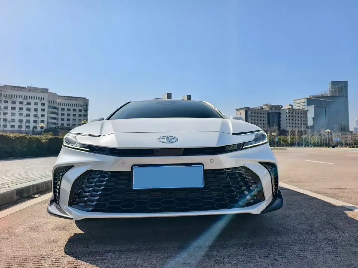2025 Toyota Camry 2.0L 152HP L4 E-CVT Hybrid,autocango,china used car exporter,china ev exporter,chinese used car exporter,chinese used ev exporter