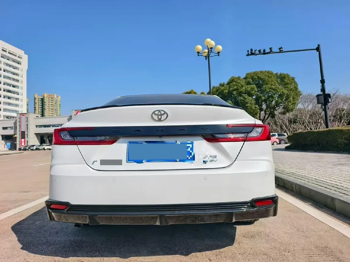2025 Toyota Camry 2.0L 152HP L4 E-CVT Hybrid,autocango,china used car exporter,china ev exporter,chinese used car exporter,chinese used ev exporter