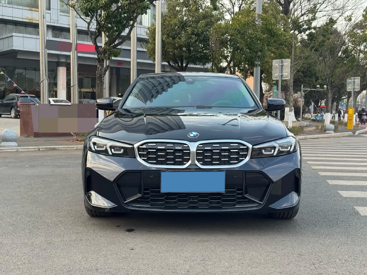 2023 BMW 3 Series 2.0T 184HP L4 8AT,autocango,china used car exporter,china ev exporter,chinese used car exporter,chinese used ev exporter