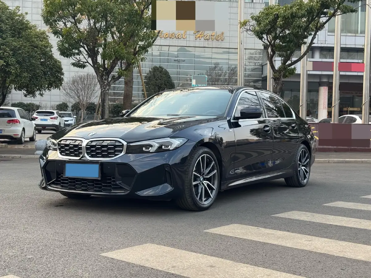 2023 BMW 3 Series 2.0T 184HP L4 8AT