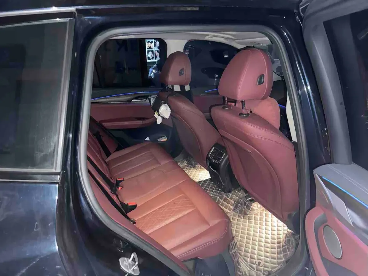 2022 BMW X3 2.0T 252HP L4 8AT,autocango,china used car exporter,china ev exporter,chinese used car exporter,chinese used ev exporter