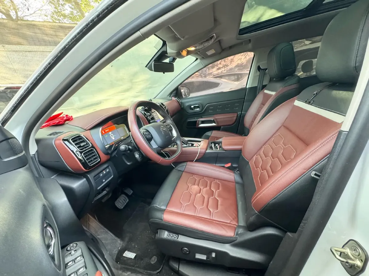 2020 Citroen C5 AircrossS 1.6T 200HP L4 8AT PHEV 12.96KWH,autocango,china used car exporter,china ev exporter,chinese used car exporter,chinese used ev exporter