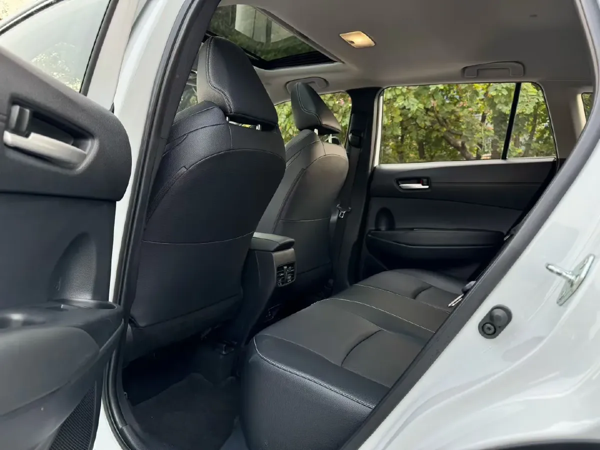 2022 Toyota Frontlander 2.0L 171HP L4 CVT,autocango,china used car exporter,china ev exporter,chinese used car exporter,chinese used ev exporter