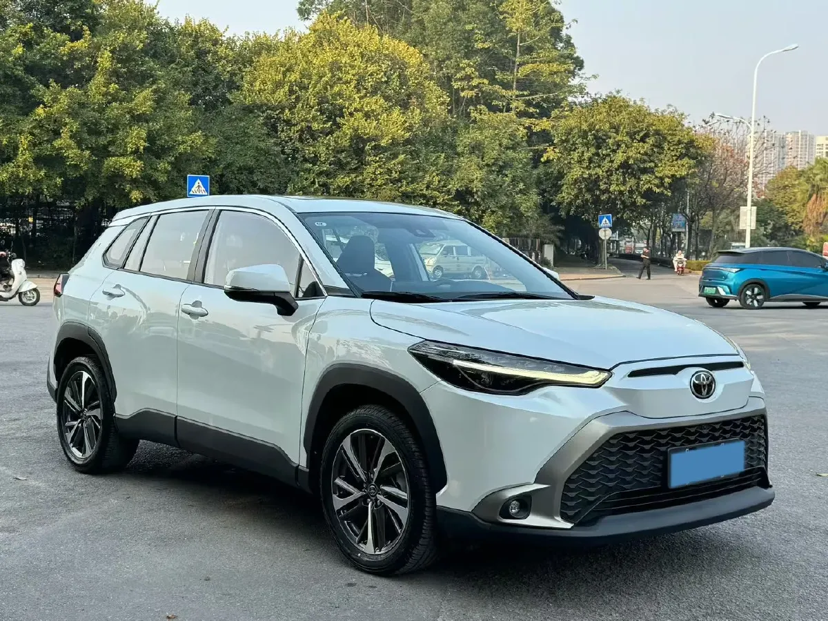2022 Toyota Frontlander 2.0L 171HP L4 CVT,autocango,china used car exporter,china ev exporter,chinese used car exporter,chinese used ev exporter