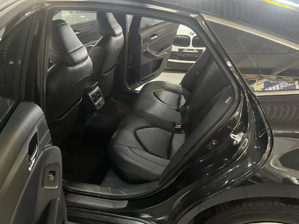 2022 Toyota Avalon 2.5L 178HP L4 E-CVT Hybrid,autocango,china used car exporter,china ev exporter,chinese used car exporter,chinese used ev exporter