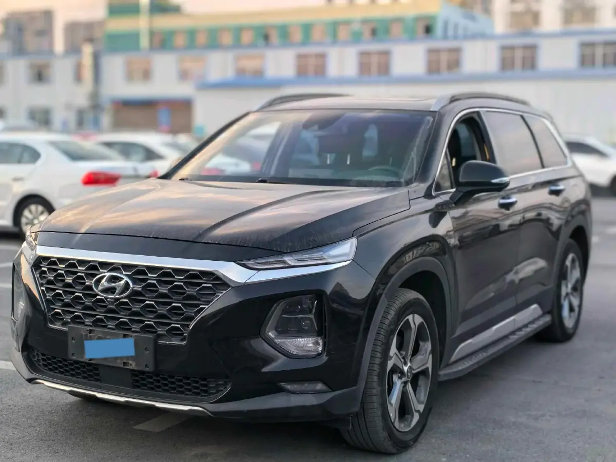 2019 Hyundai Santafe 2.0T 240HP L4 8AT