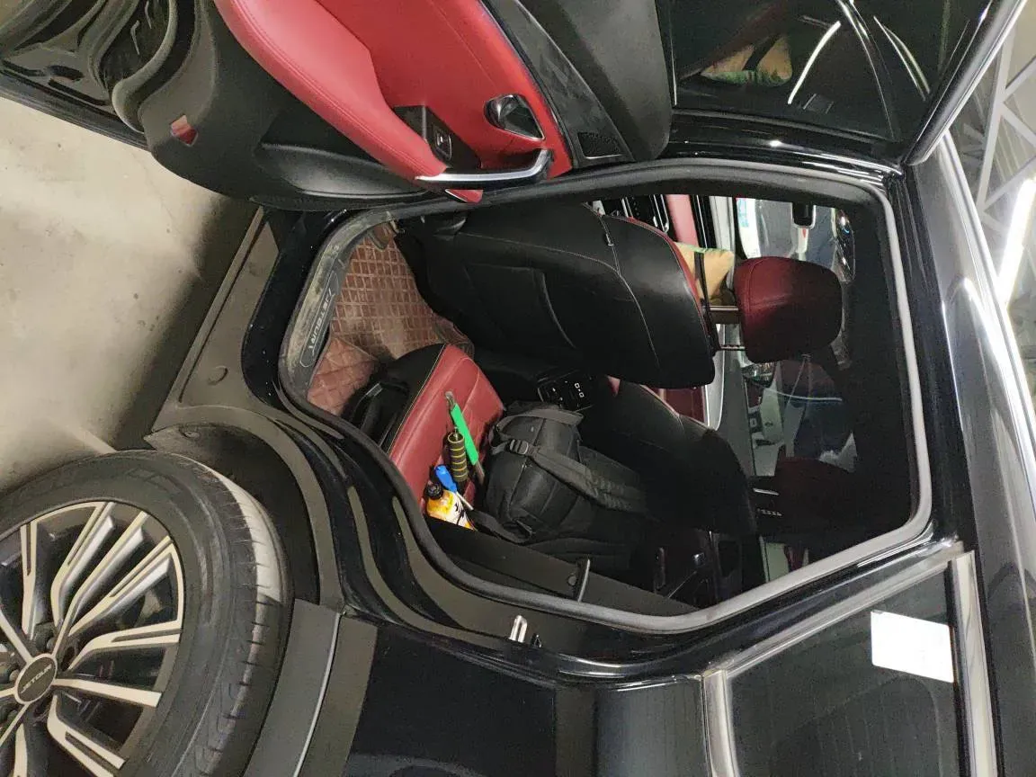 2023 ChangAn Oshan X7 Plus 1.5T 188HP L4 7DCT,autocango,china used car exporter,china ev exporter,chinese used car exporter,chinese used ev exporter