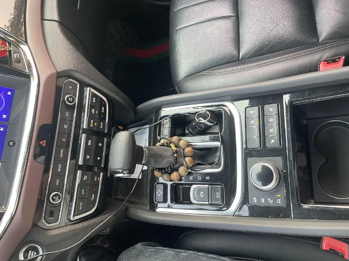 2017 GAC Trumpchi GS8 2.0T 201HP L4 6AT,autocango,china used car exporter,china ev exporter,chinese used car exporter,chinese used ev exporter