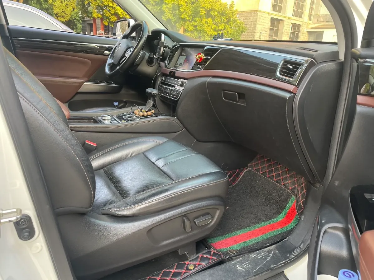 2017 GAC Trumpchi GS8 2.0T 201HP L4 6AT,autocango,china used car exporter,china ev exporter,chinese used car exporter,chinese used ev exporter